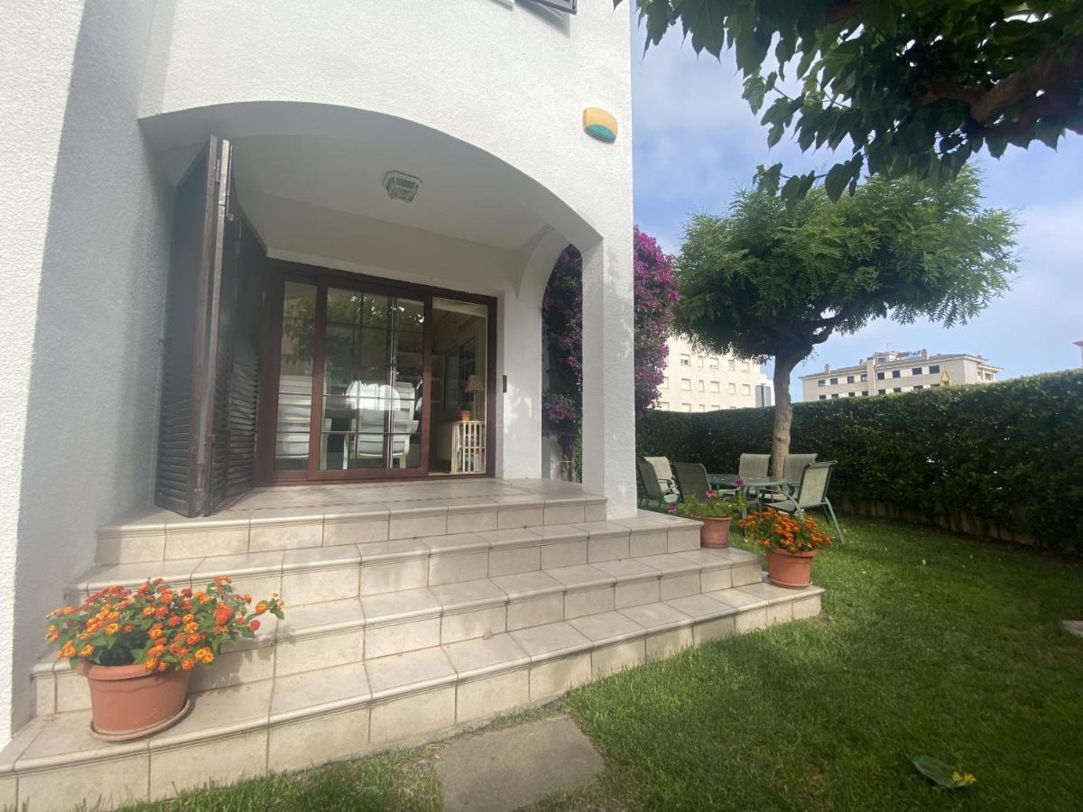 R17 Casa Merce Rodoreda Calafell Kültér fotó